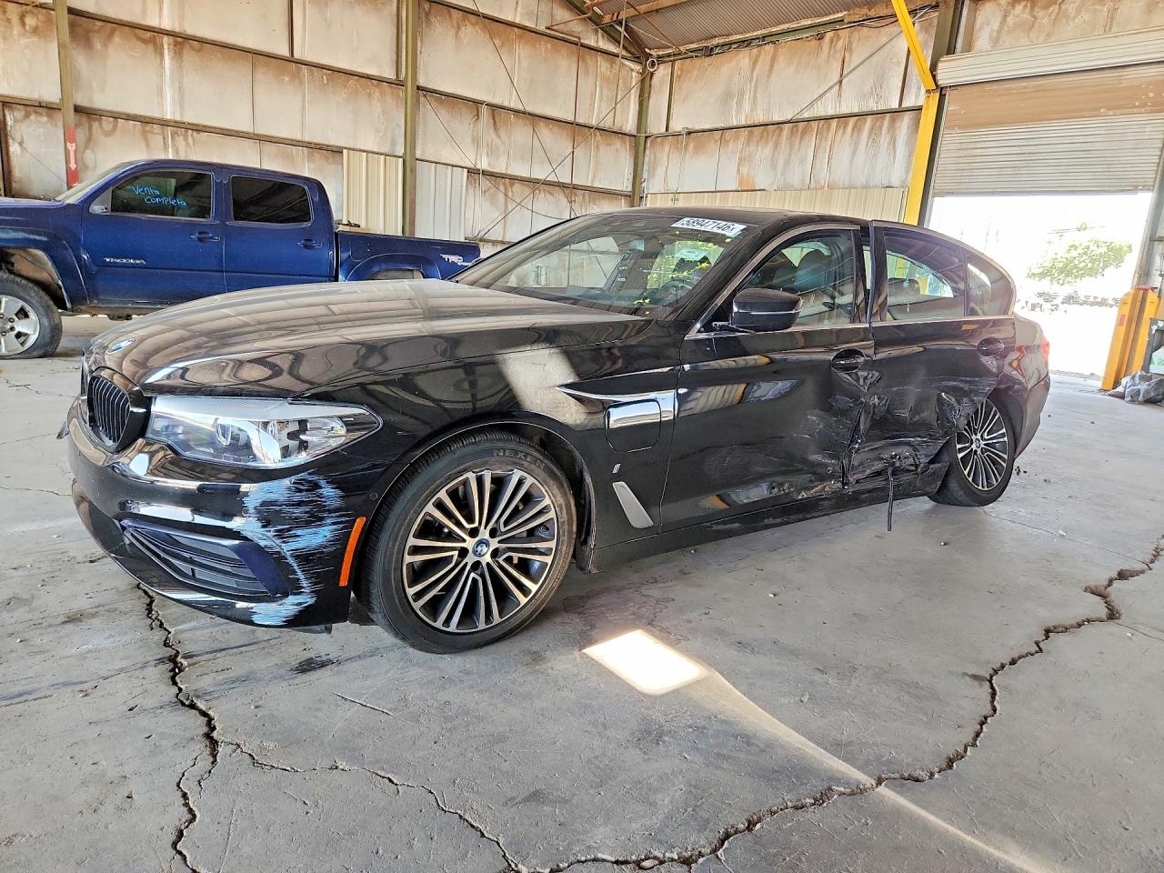 2019 BMW 530E