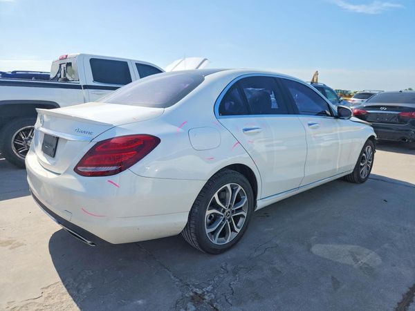 2017 MERCEDES-BENZ C C300-4M