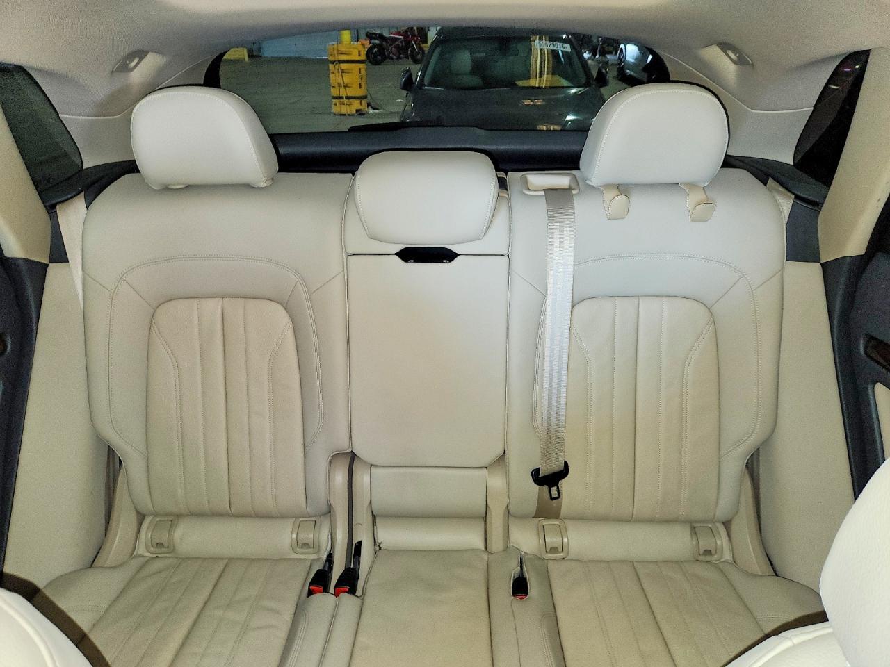 2018 AUDI Q5 quattro Premium Plus