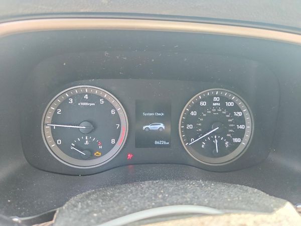 2021 HYUNDAI TUCSON SE