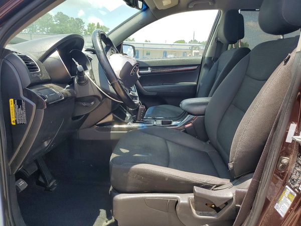 2014 KIA SORENTO Base/ LX