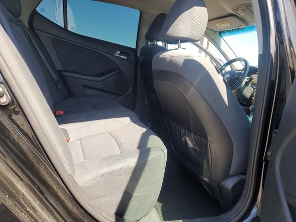 2016 KIA OPTIMA GL - Middle-low