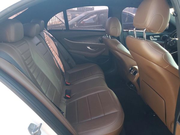 2018 MERCEDES-BENZ E E300