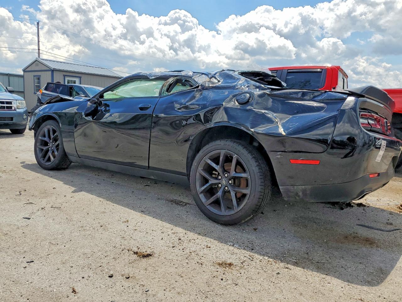 2021 DODGE CHALLENGER SXT
