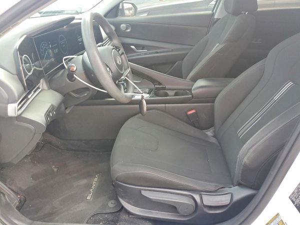 2024 HYUNDAI ELANTRA Blue
