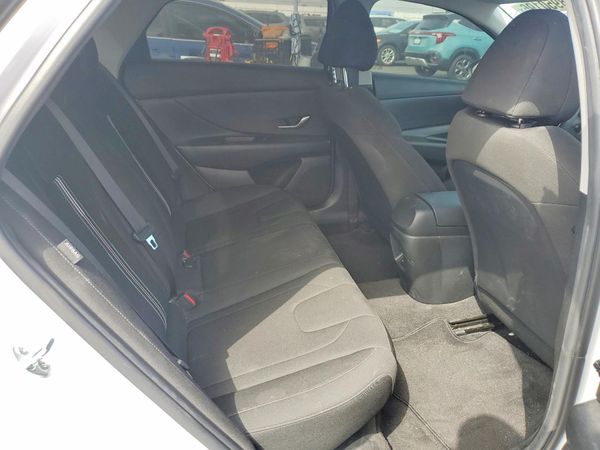 2024 HYUNDAI ELANTRA Blue