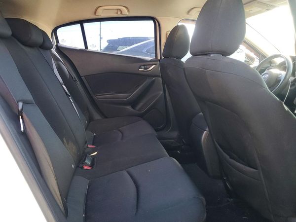 2015 MAZDA 3