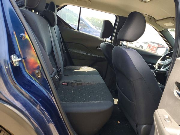 2019 NISSAN KICKS