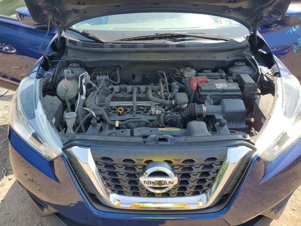 2019 NISSAN KICKS