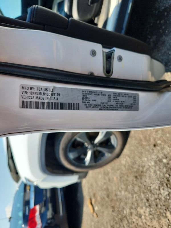 2020 JEEP CHEROKEE Latitude Plus