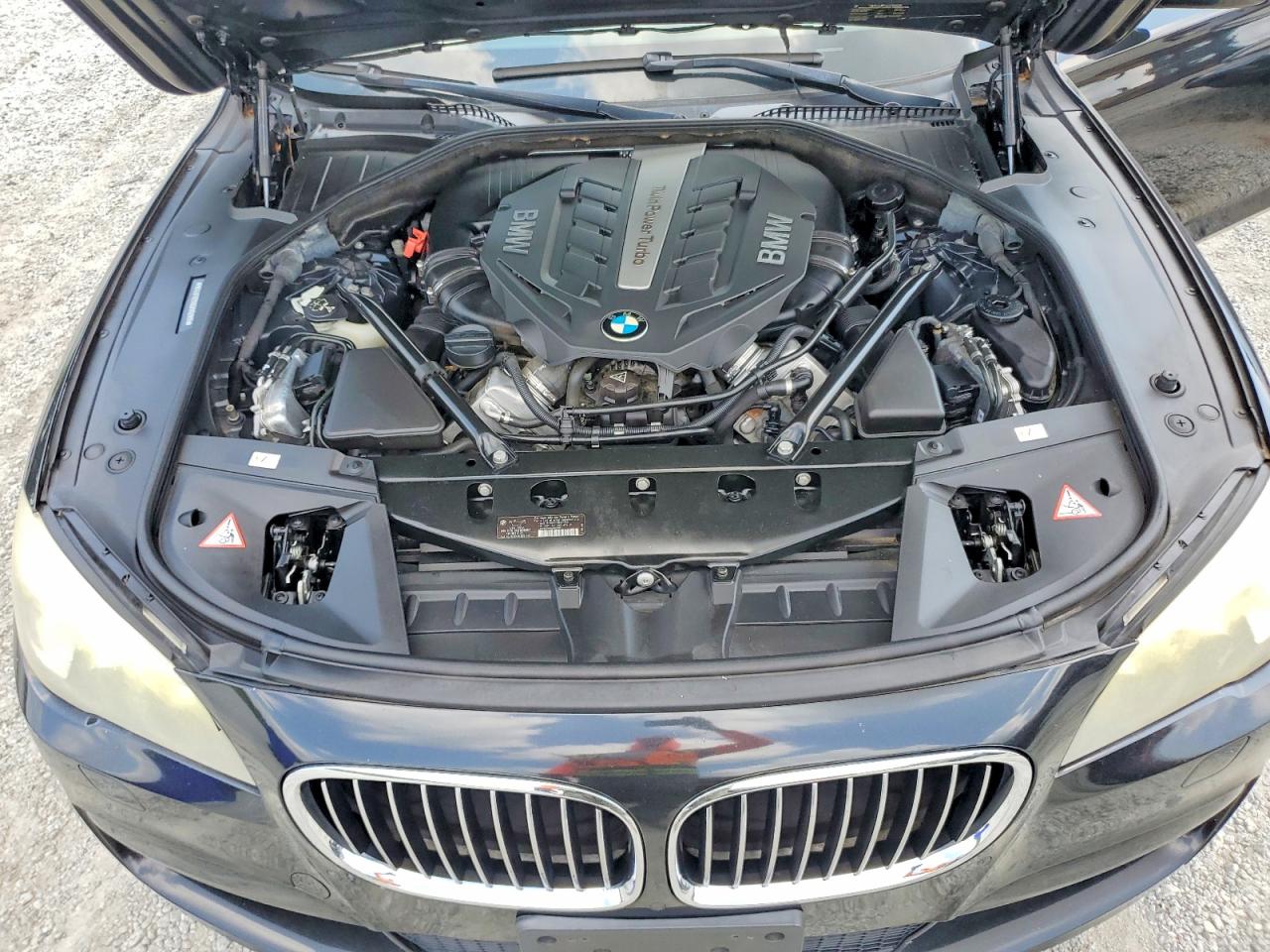 2014 BMW 750