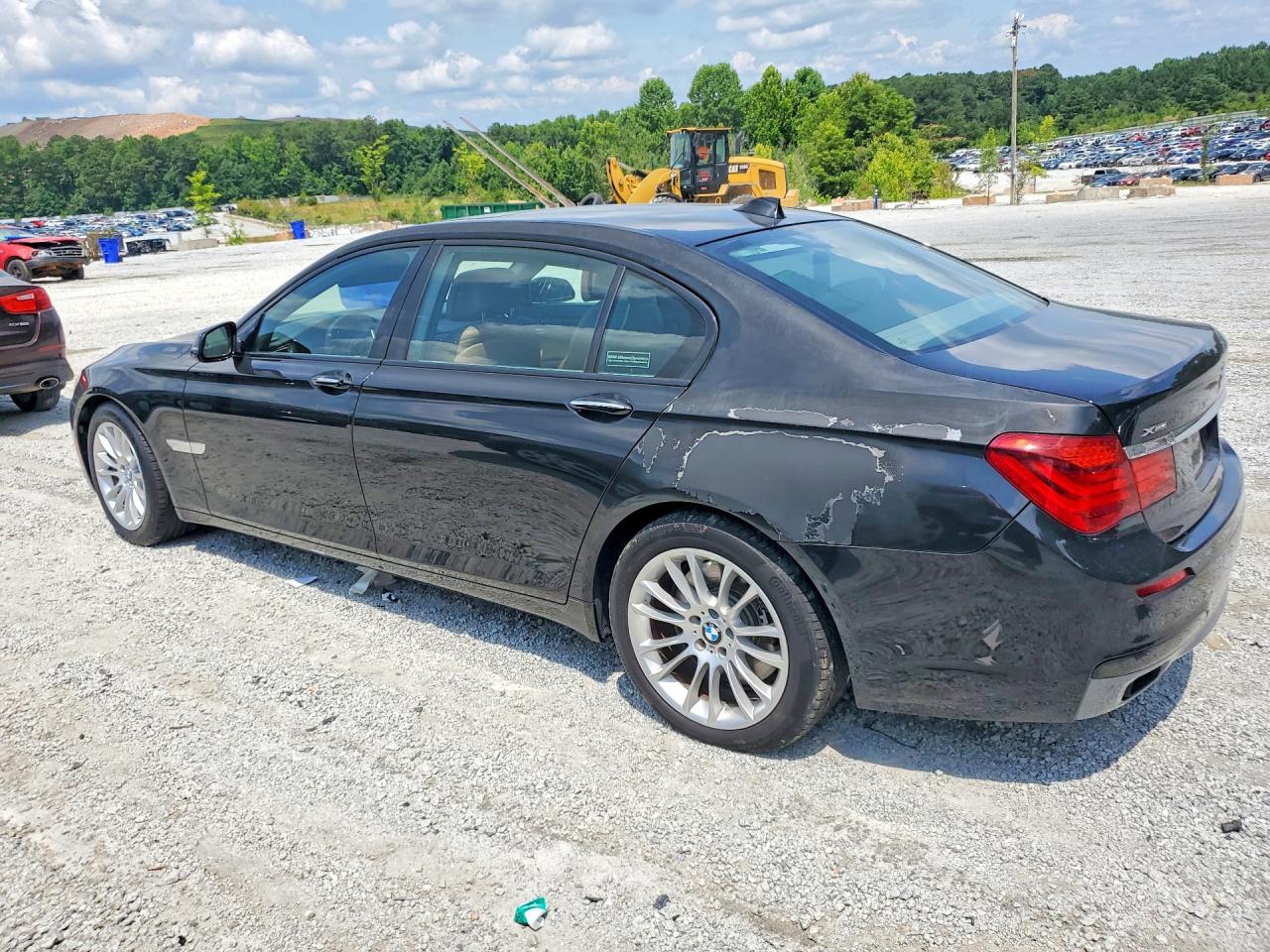 2014 BMW 750