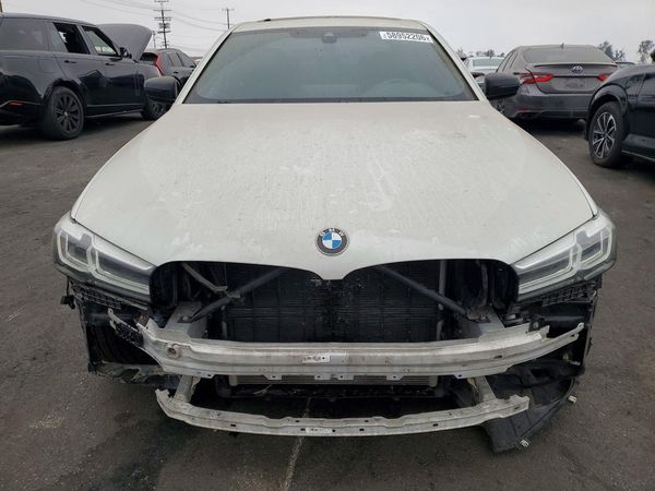 2021 BMW 530