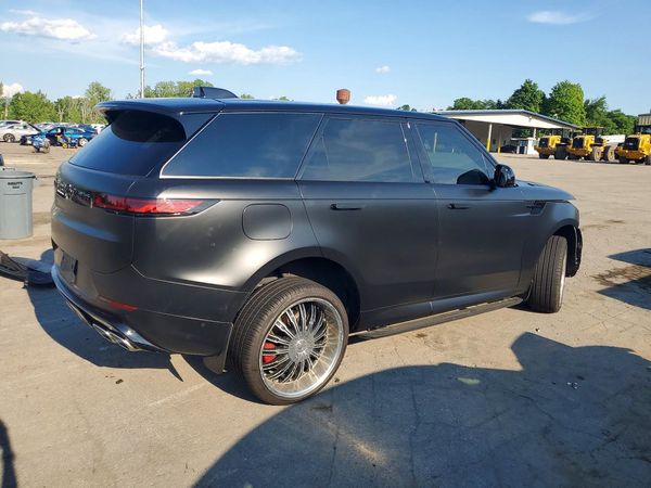 2023 LAND ROVER RANGE ROVER SPORT P530 First Edition