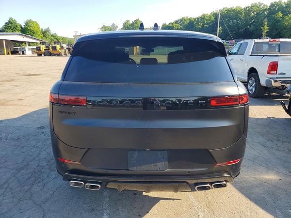 2023 LAND ROVER RANGE ROVER SPORT P530 First Edition