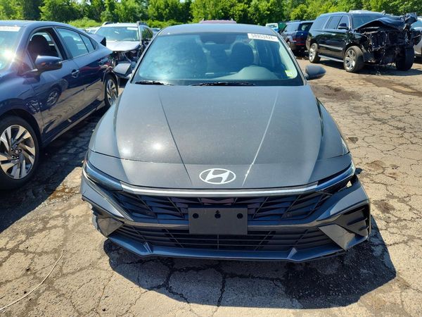 2026 HYUNDAI ELANTRA