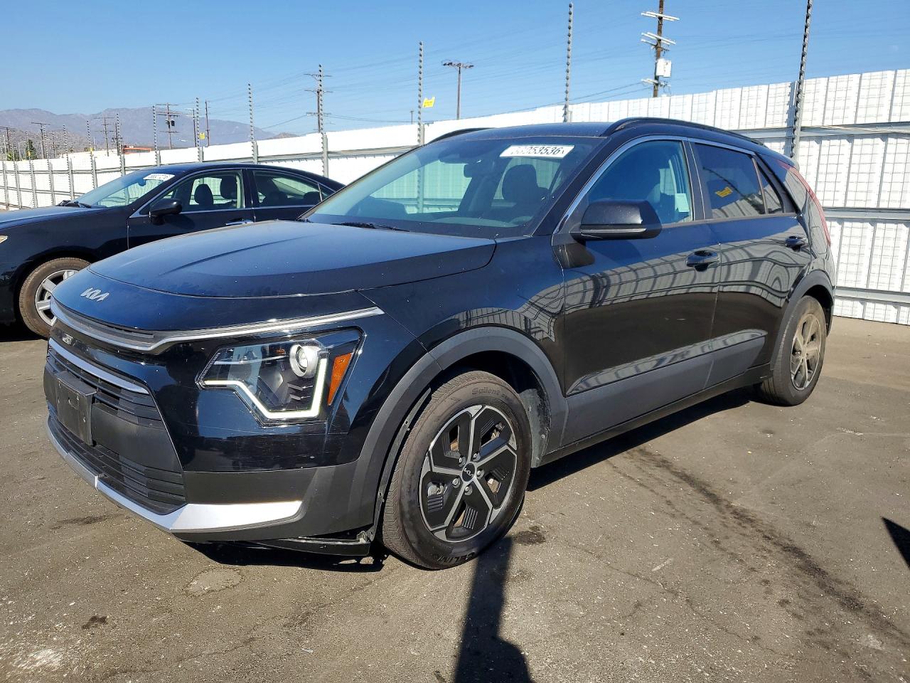 2024 KIA NIRO LX