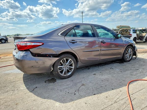 2015 TOYOTA CAMRY
