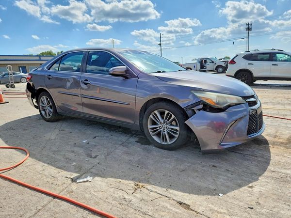 2015 TOYOTA CAMRY