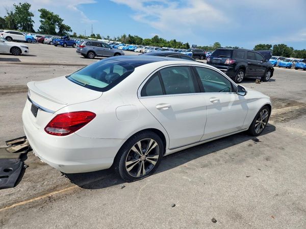 2017 MERCEDES-BENZ C C300