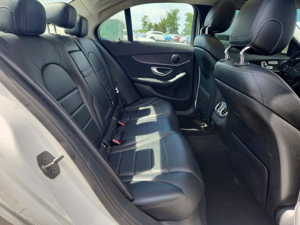2017 MERCEDES-BENZ C C300