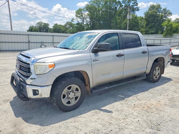 2015 TOYOTA TUNDRA SR5 Grade