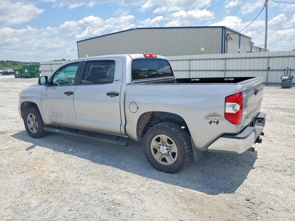 2015 TOYOTA TUNDRA SR5 Grade