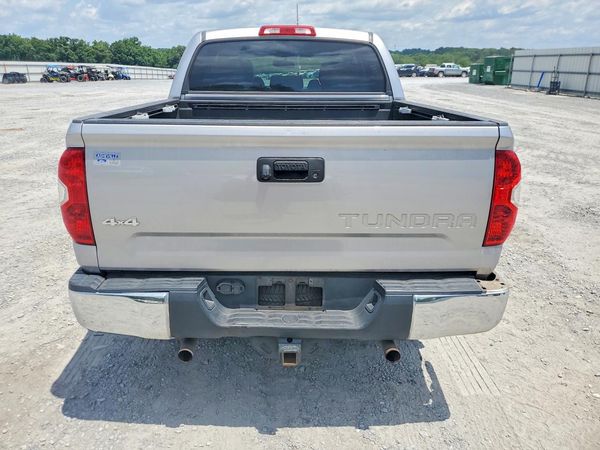 2015 TOYOTA TUNDRA SR5 Grade