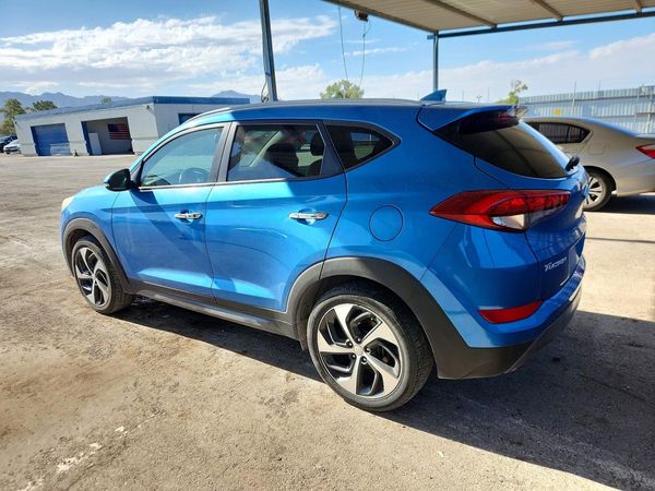 2016 HYUNDAI TUCSON