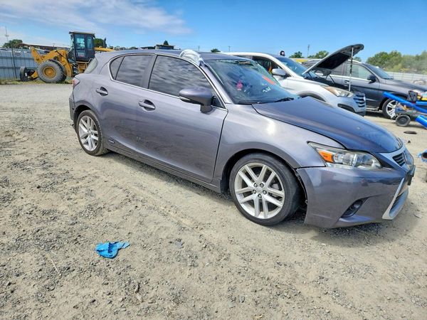 2016 LEXUS CT