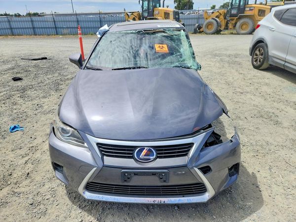 2016 LEXUS CT