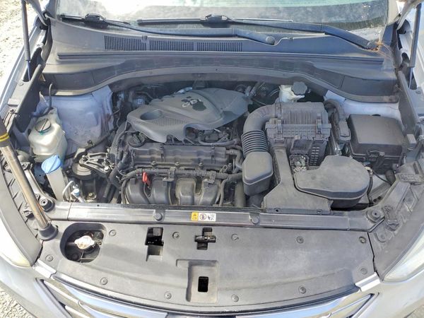 2015 HYUNDAI SANTA FE GL