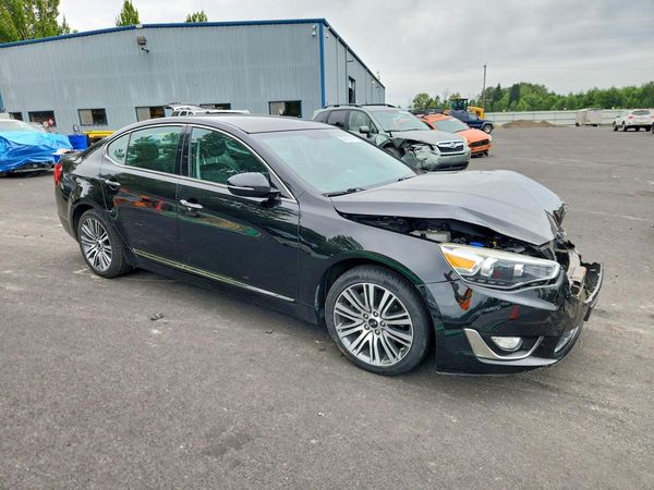 2015 KIA CADENZA