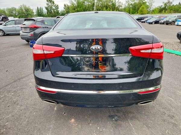 2015 KIA CADENZA