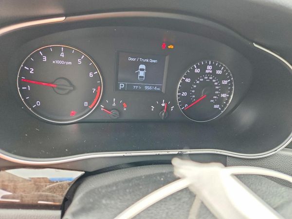 2015 KIA CADENZA