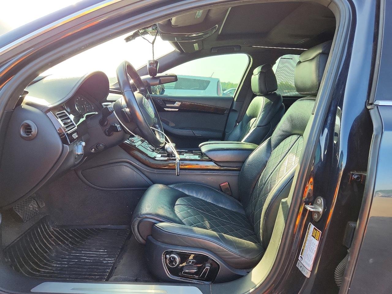 2015 AUDI A8
