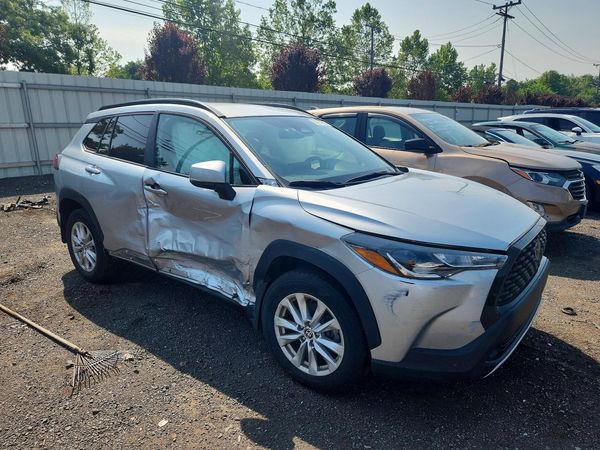 2023 TOYOTA COROLLA CROSS