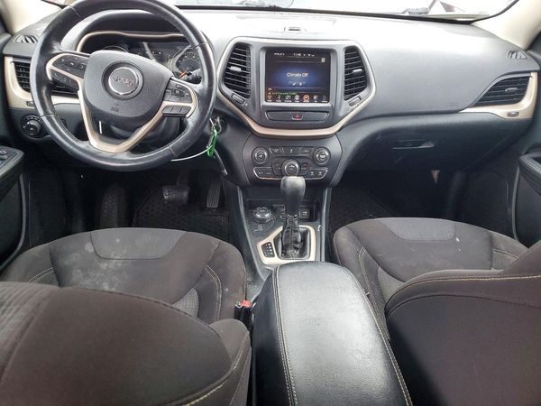 2015 JEEP CHEROKEE LATITUDE 4X4