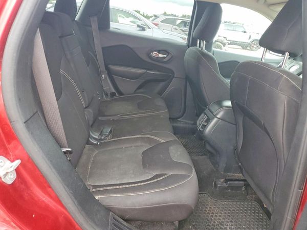 2015 JEEP CHEROKEE LATITUDE 4X4