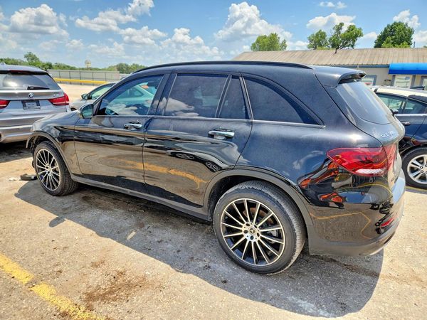 2022 MERCEDES-BENZ GLC GLC300