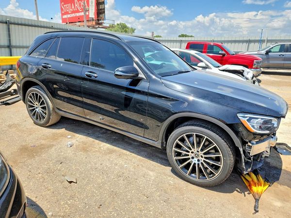 2022 MERCEDES-BENZ GLC GLC300