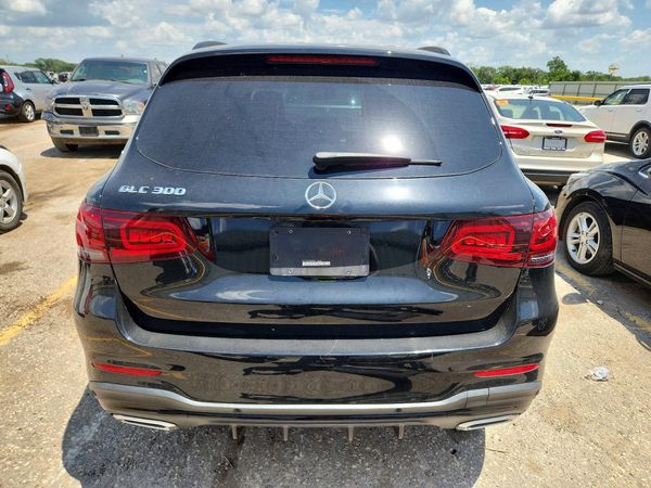 2022 MERCEDES-BENZ GLC GLC300