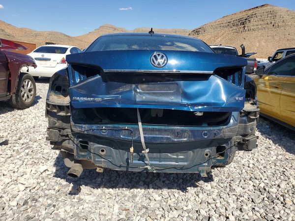 2018 VOLKSWAGEN PASSAT SE, SE w/ Technology