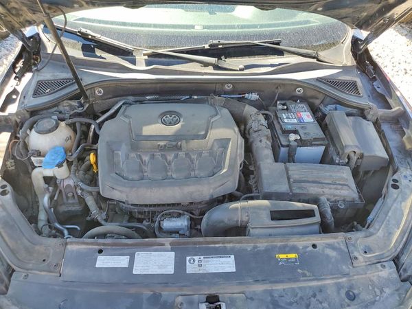 2018 VOLKSWAGEN PASSAT SE, SE w/ Technology