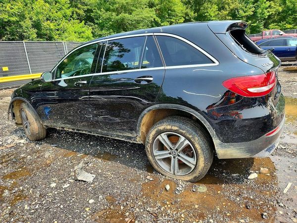 2018 MERCEDES-BENZ GLC