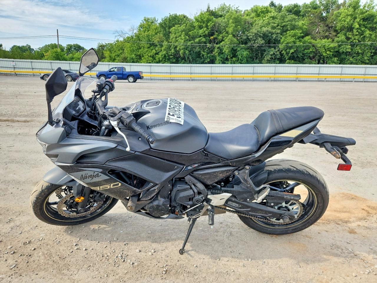 2024 KAWASAKI EX650