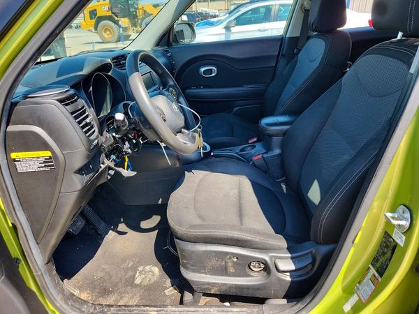 2017 KIA SOUL