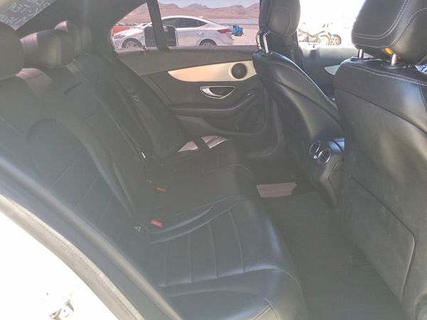 2019 MERCEDES-BENZ C C300