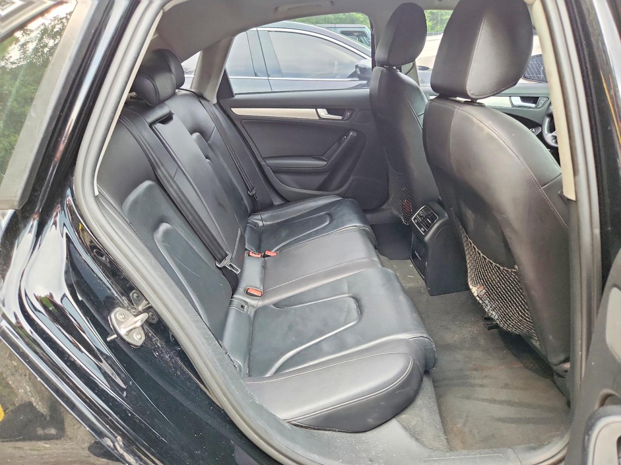 2015 AUDI A4 quattro Premium