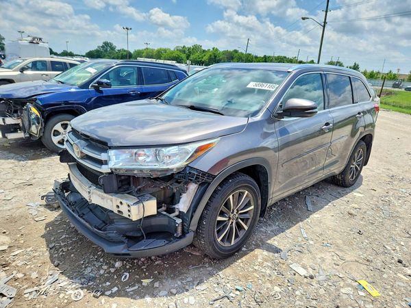 2017 TOYOTA HIGHLANDER SE/XLE